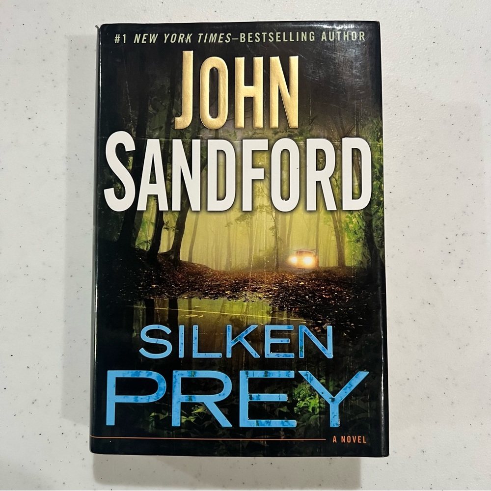 📚BUY 2 GET 1 FREE Silken Prey by John Sandford